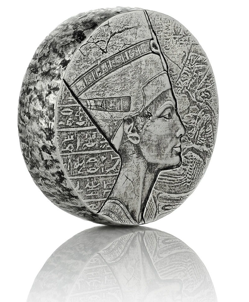 Egyptian Relics Queen Nefertiti Silver Coin 5oz - $633.60