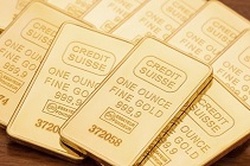 Gold and silver price dip continues
